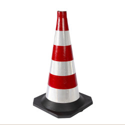 Cono stradale h. 54 cm con fasce rifrangenti - Classe 2 Cono stradale h. 54 cm con fasce rifrangenti - Classe 2