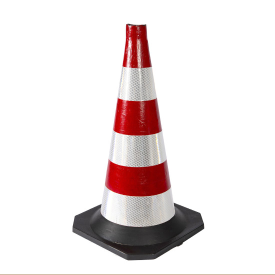 Cono stradale h. 54 cm con fasce rifrangenti - Classe 2 Cono stradale h. 54 cm con fasce rifrangenti - Classe 2